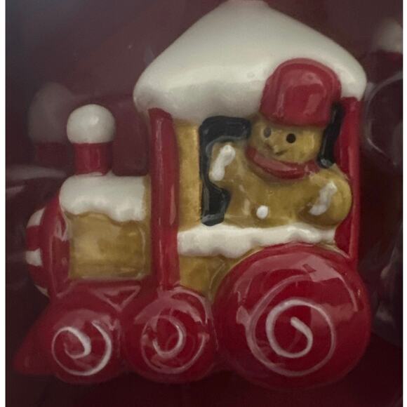 Blue Sky Clayworks Gingerbread Train Christmas Salt & Pepper Set, NEW IN BOX - Picture 5 of 7